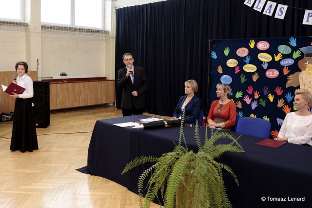 2016-11-10-115858-Canon EOS 700D